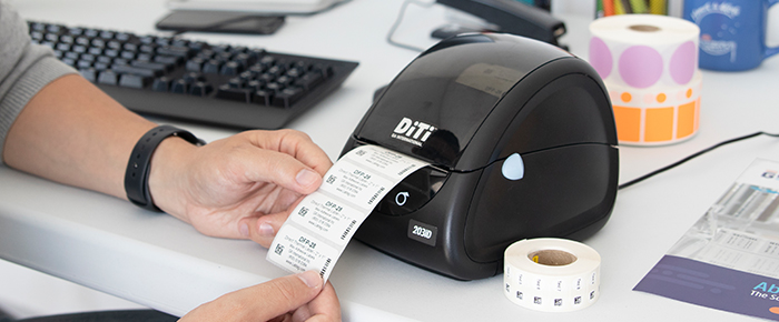 Thermal Name Tag Printer: No Ink Required